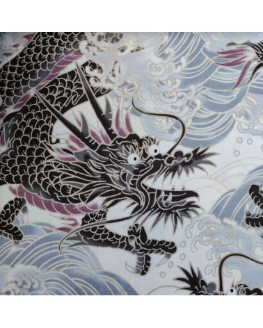 Tela dobby japonés "Dragones XL" en blanco.