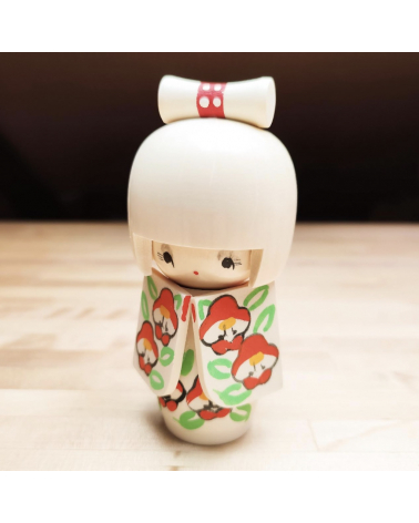 Kokeshi con mangas de Genji Yamada