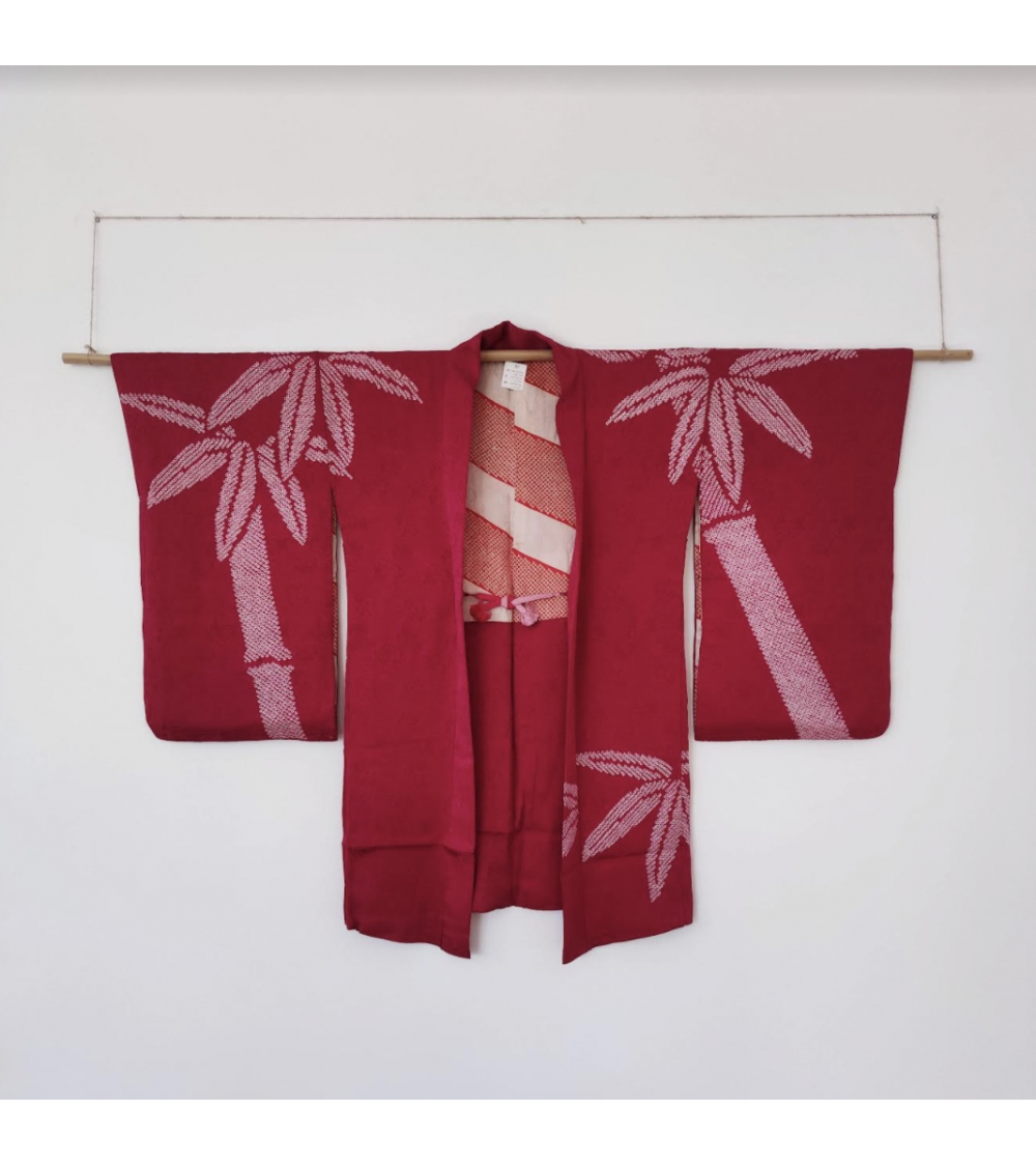 Haori vintage en fucsia. Seda rinzu con motivo shibori de bambú.