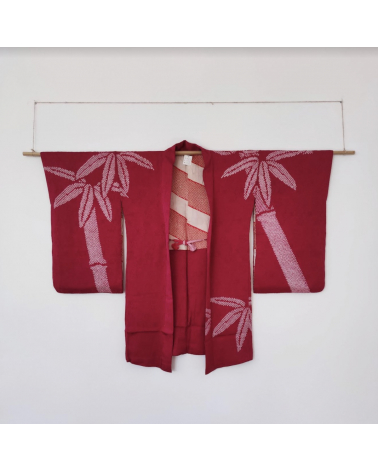 Haori vintage en fucsia. Seda rinzu con motivo shibori de bambú.
