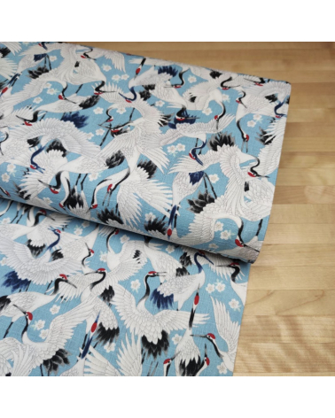 Tela dobby japonés "Tsuru to sakura" en azul claro.