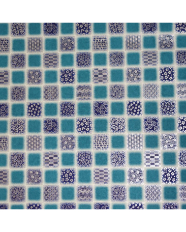 Papel japonés Chiyogami cuadrados con motivos tradicionales sobre fondo azul