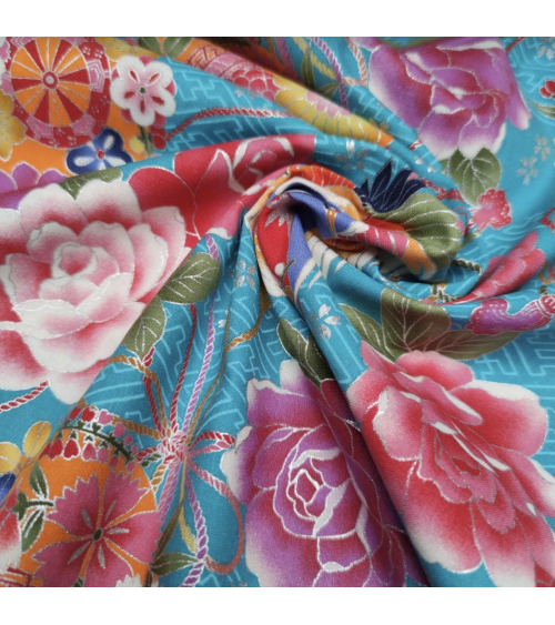 Japanese fabric Grullas and Fujisan in turquoise.