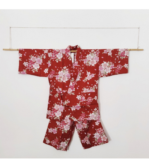 Jinbei japonés de mujer rojo con flores