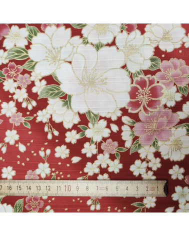 Tela japonesa en Satin de algodón "Hanafubuki" (Lluvia de pétalos) en rojo.