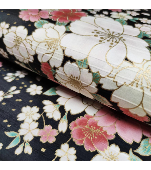 Tela japonesa en Satin de algodón "Hanafubuki" (Lluvia de pétalos) en negro.
