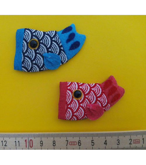 Broche japonés cometas carpa rojo