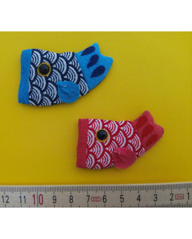 Broche japonés cometas carpa rojo