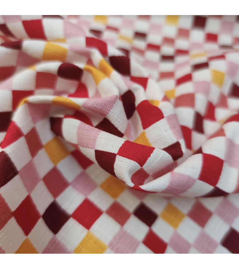 Japanese cotton dobby fabric "Ichimatsu" in warm colours.