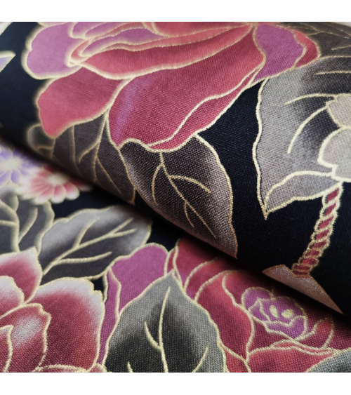 Japanese cotton fabric. Roses over black.
