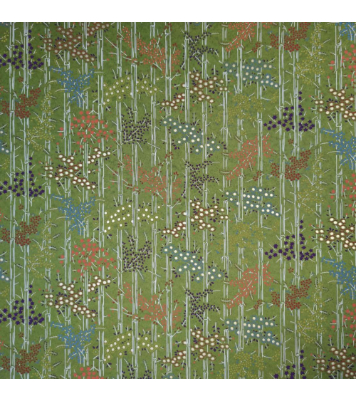 Chiyogami japonés de bambú y flores multicolores sobre verde