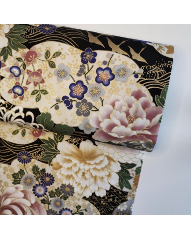 Japanese kiku fabric in pink tones.