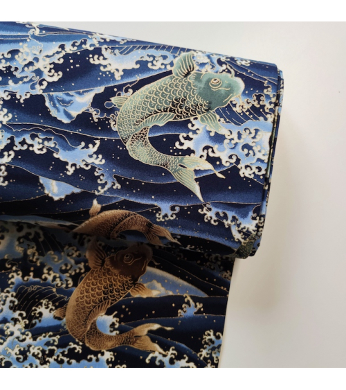 Tela japonesa  koi to nami en azul.
