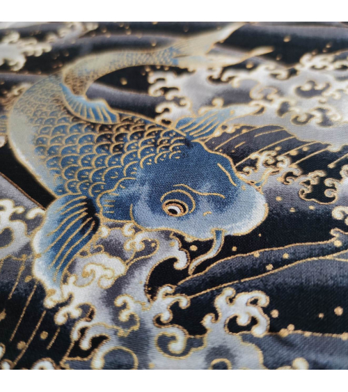 Tela japonesa  koi to nami en negro.