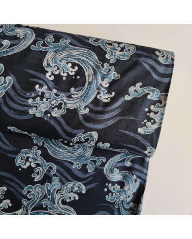 Tela de dobby japonés "nami" (olas) en azules.