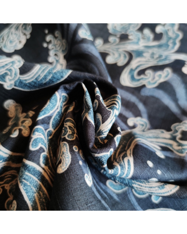 Japanese dobby fabric 'nami' (waves) in navy blue.