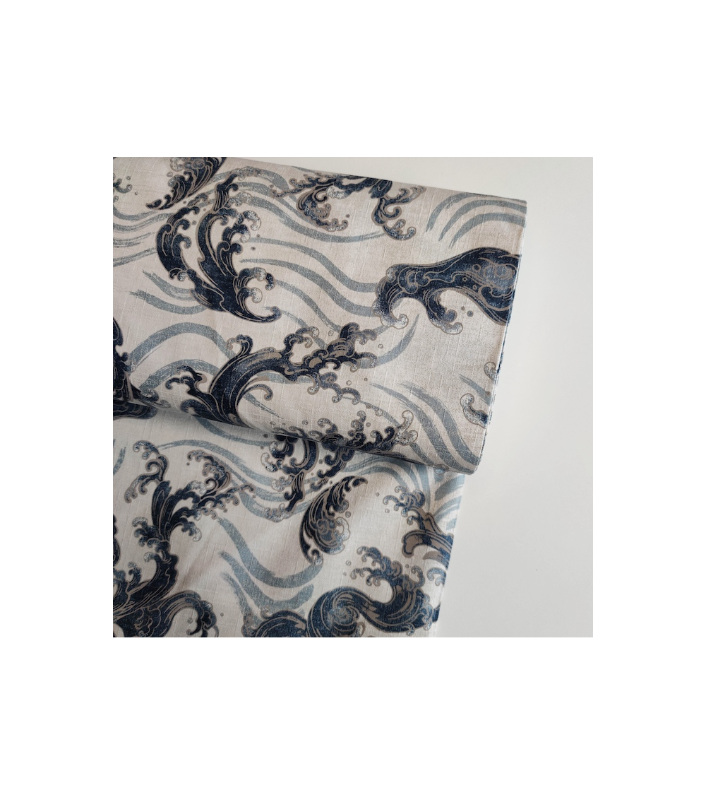 Japanese dobby fabric 'nami' (waves) in ivory.
