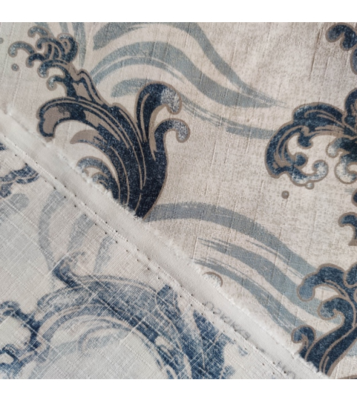 Japanese dobby fabric 'nami' (waves) in ivory.