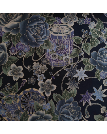 Tela japonesa de rosas azuladas en negro.