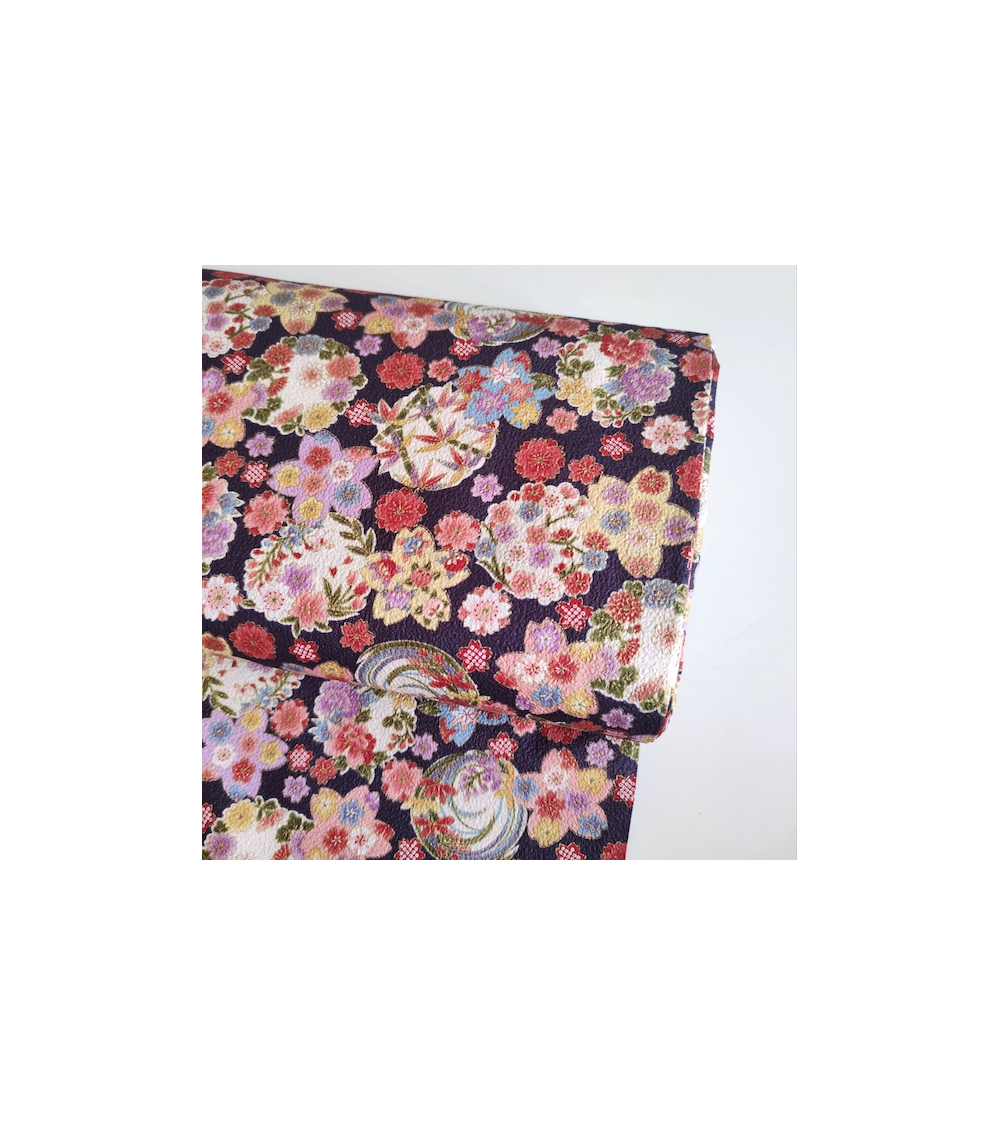 Japanese fabric 'Hanamaru' in violet in cotton chirimen.