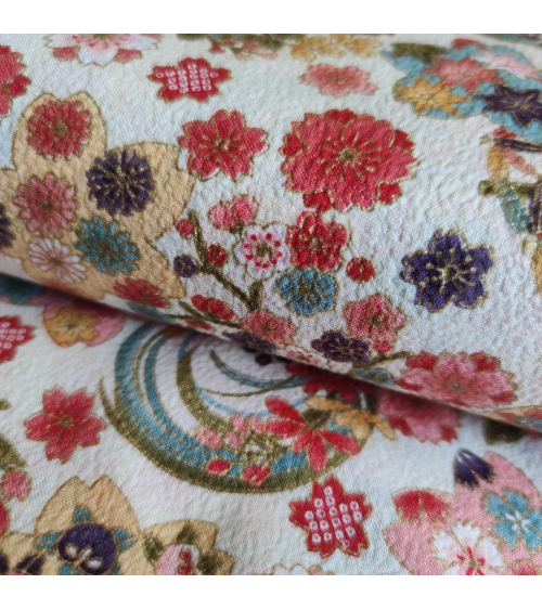 Japanese fabric 'Hanamaru' off-white in cotton chirimen.