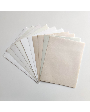 Awagami Editioning Papers 20 sheets (10 types x 2). 21x26cm.