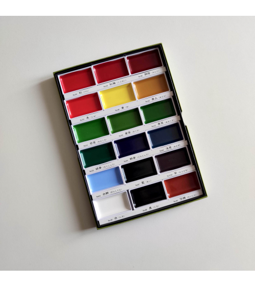 Acuarelas japonesas Kuretake Gansai Tambi 18 colores