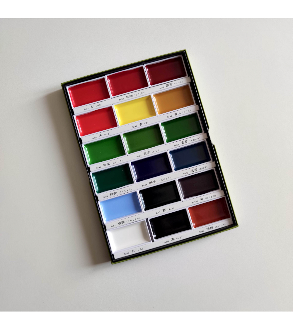 Acuarelas japonesas Kuretake Gansai Tambi 18 colores