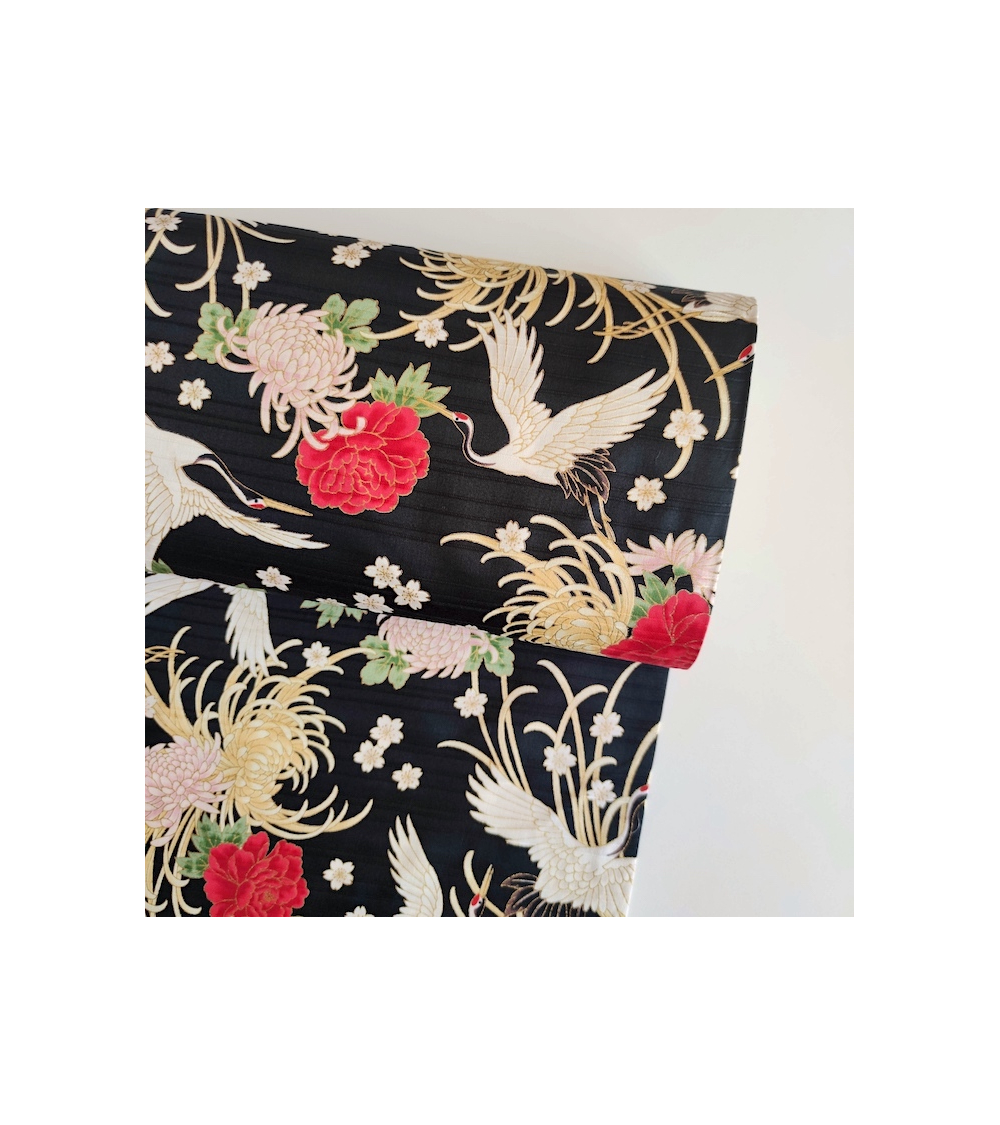 Japanese cotton satin slub fabric "Tsuru to kiku" in black.