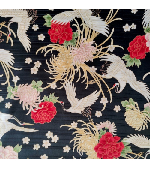 Japanese cotton satin slub fabric "Tsuru to kiku" in black.