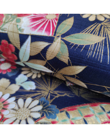 Japanese satin slub fabric "Sensu to matsu" in navy blue.