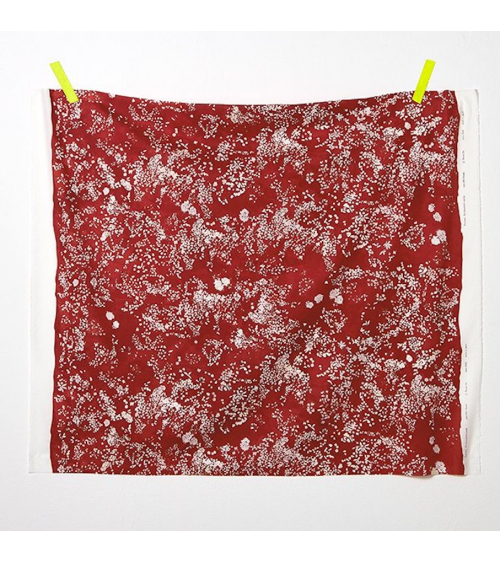 Tela NANI IRO "Lei Nani" en algodón-seda en rojo cereza
