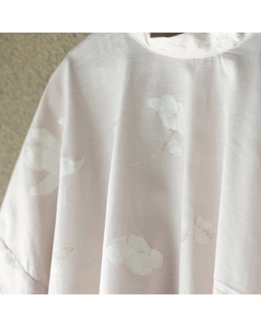 Japanese fabric NANI IRO by Naomi Ito in cotton-silk. 'New Morning' in very light dusty pink.