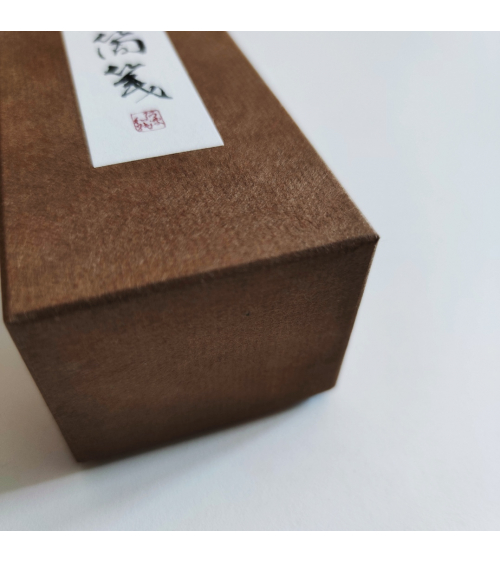 Caja regalo AWAGAMI con rollo de papel washi "Kozo"