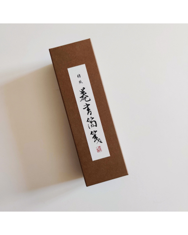 Caja regalo AWAGAMI con rollo de papel washi "Kozo"