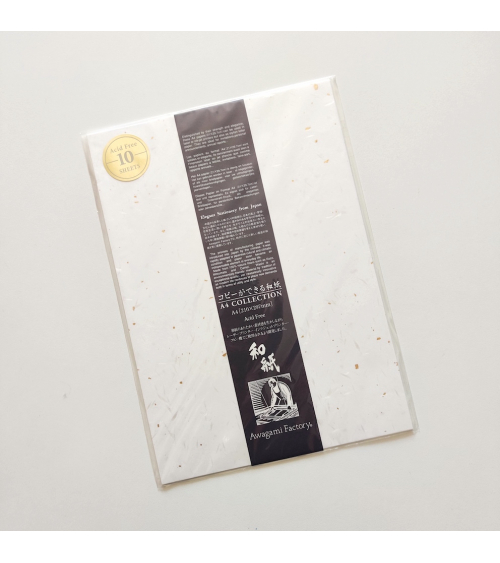 Papel Japonés washi AWAGAMI con chispitas doradas. 10 hojas.