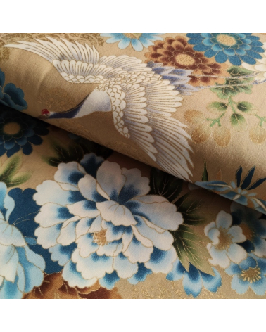Tela japonesa "Tsuru to botan" en tostado con detalles en dorado