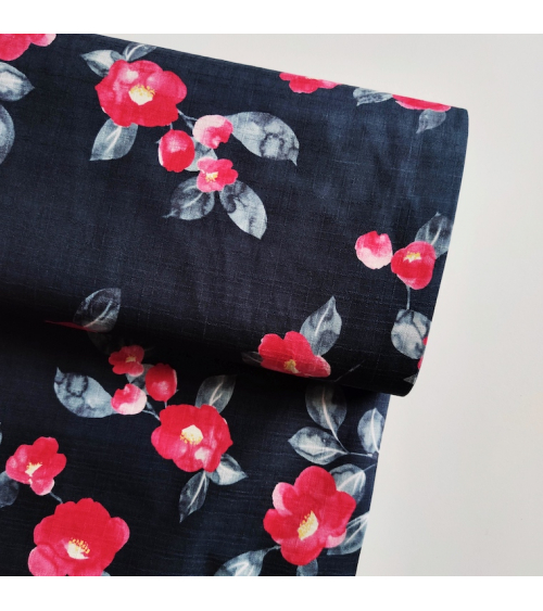 Japanese dobby fabric "Tsubaki aquarelle" in very dark blue.