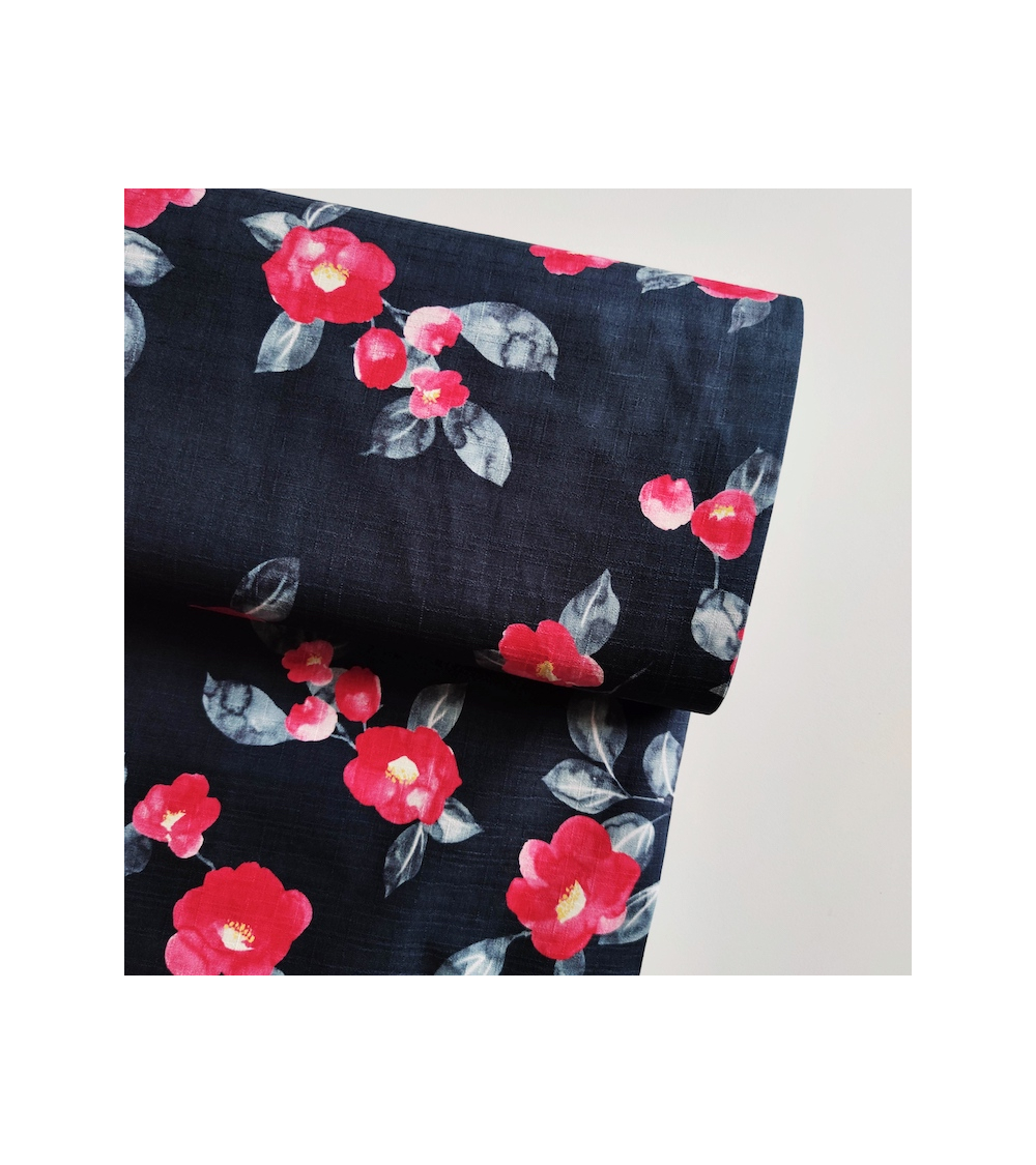 Japanese dobby fabric "Tsubaki aquarelle" in very dark blue.