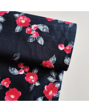 Japanese dobby fabric "Tsubaki aquarelle" in very dark blue.