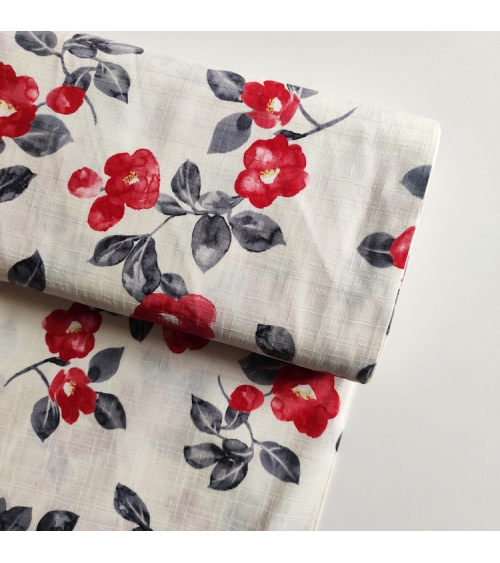 Japanese dobby fabric "Tsubaki aquarelle" in off white.