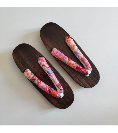 Sandalias japonesas geta "Shibori" en rosa y rojo. 25cm.