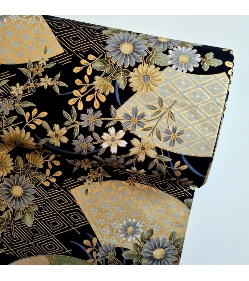 Japanese "Sensu to Hana" (fans and flowers) cotton fabric  in black.