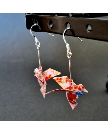 Pendientes palomas origami en rosa. Gancho en plata 925