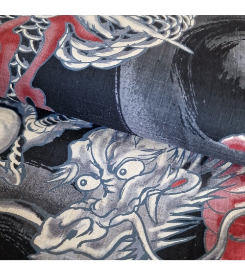 Japanese dobby fabric with large dragons in black.