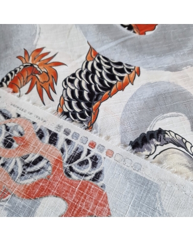 Tela dobby japonés Dragones grandes en blanco. UNIDAD 60CM