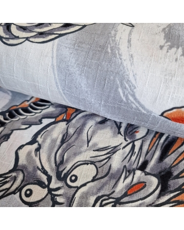 Tela dobby japonés Dragones grandes en blanco. UNIDAD 60CM