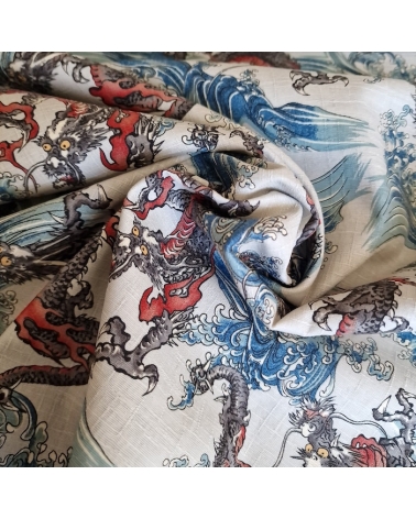 Tela dobby japonés Dragones pequeños y olas en blanco azulado.