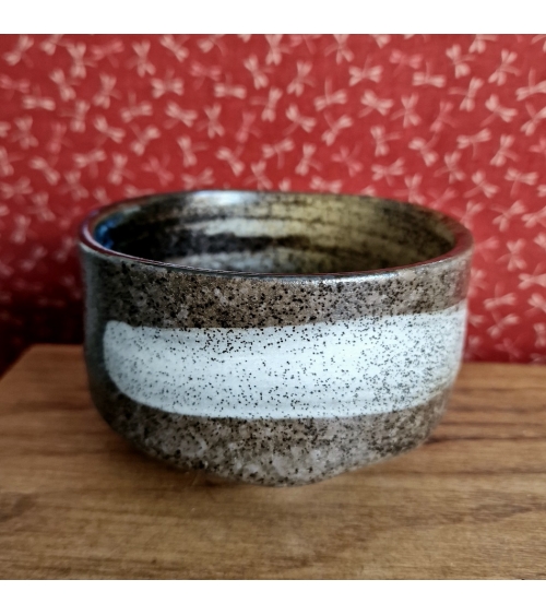 Japanese matcha tea bowl (chawan) 'Stroke'.