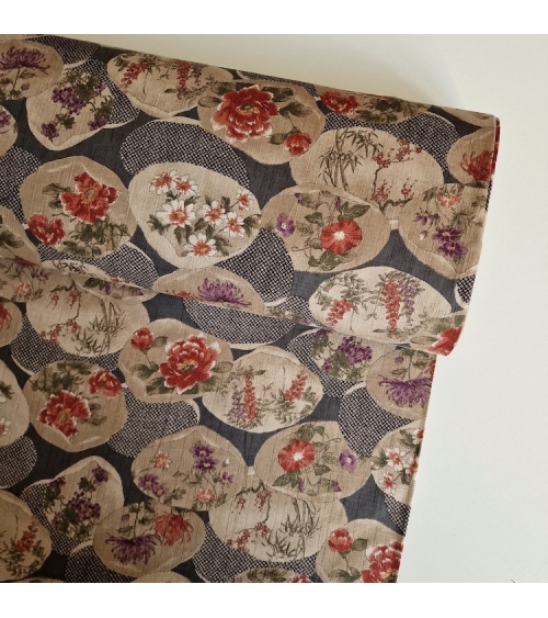 Tela japonesa "Kaiawase" con fondo gris, en dobby de algodón 100%.